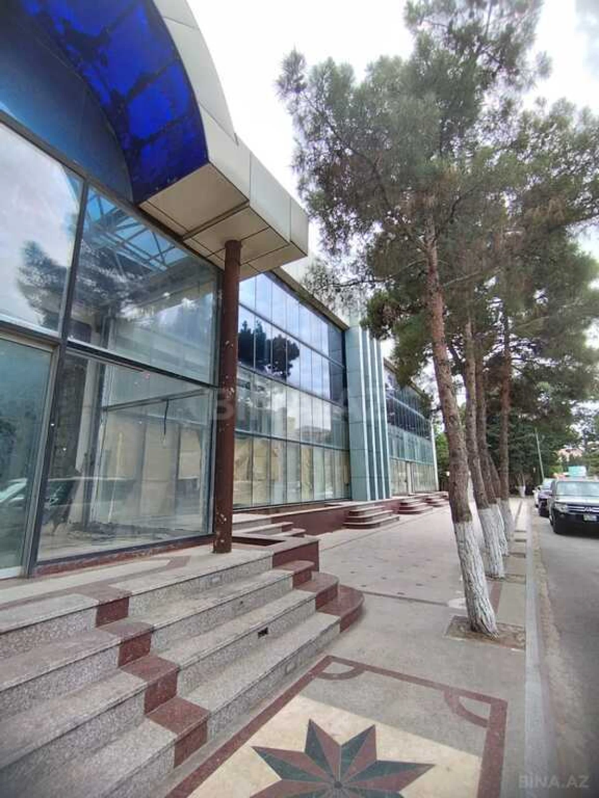 Satılır obyekt 1400 m²