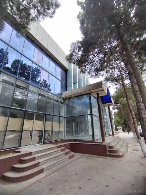 Satılır obyekt 1400 m²