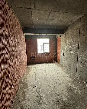 Satılır 2 otaqlı mənzil 83 m²