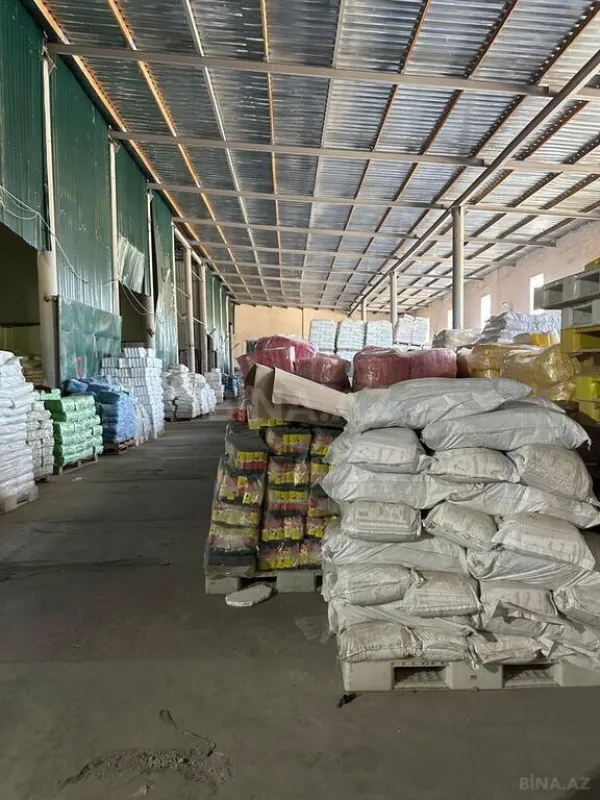 Satılır obyekt 4200 m²