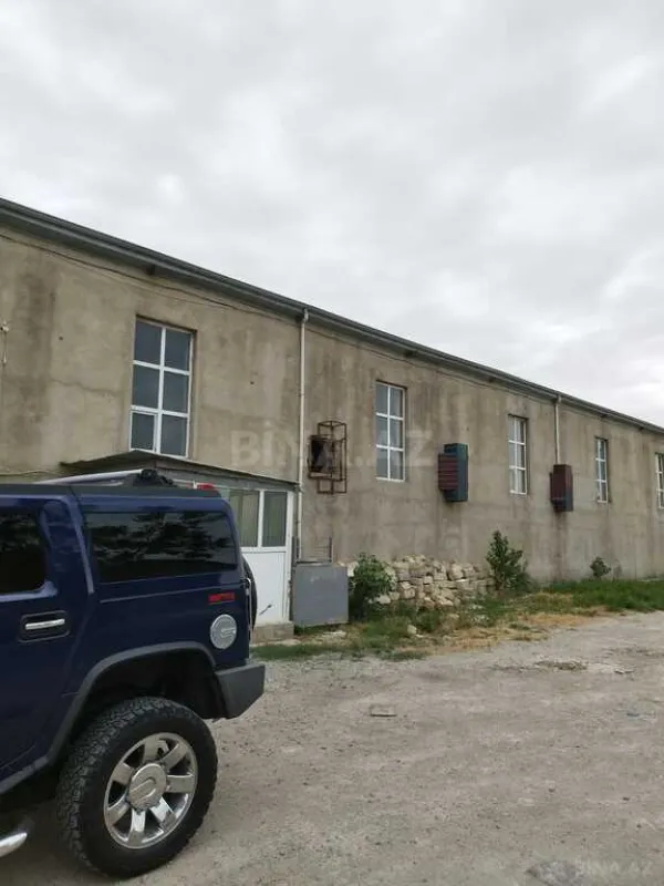 Satılır obyekt 4200 m²