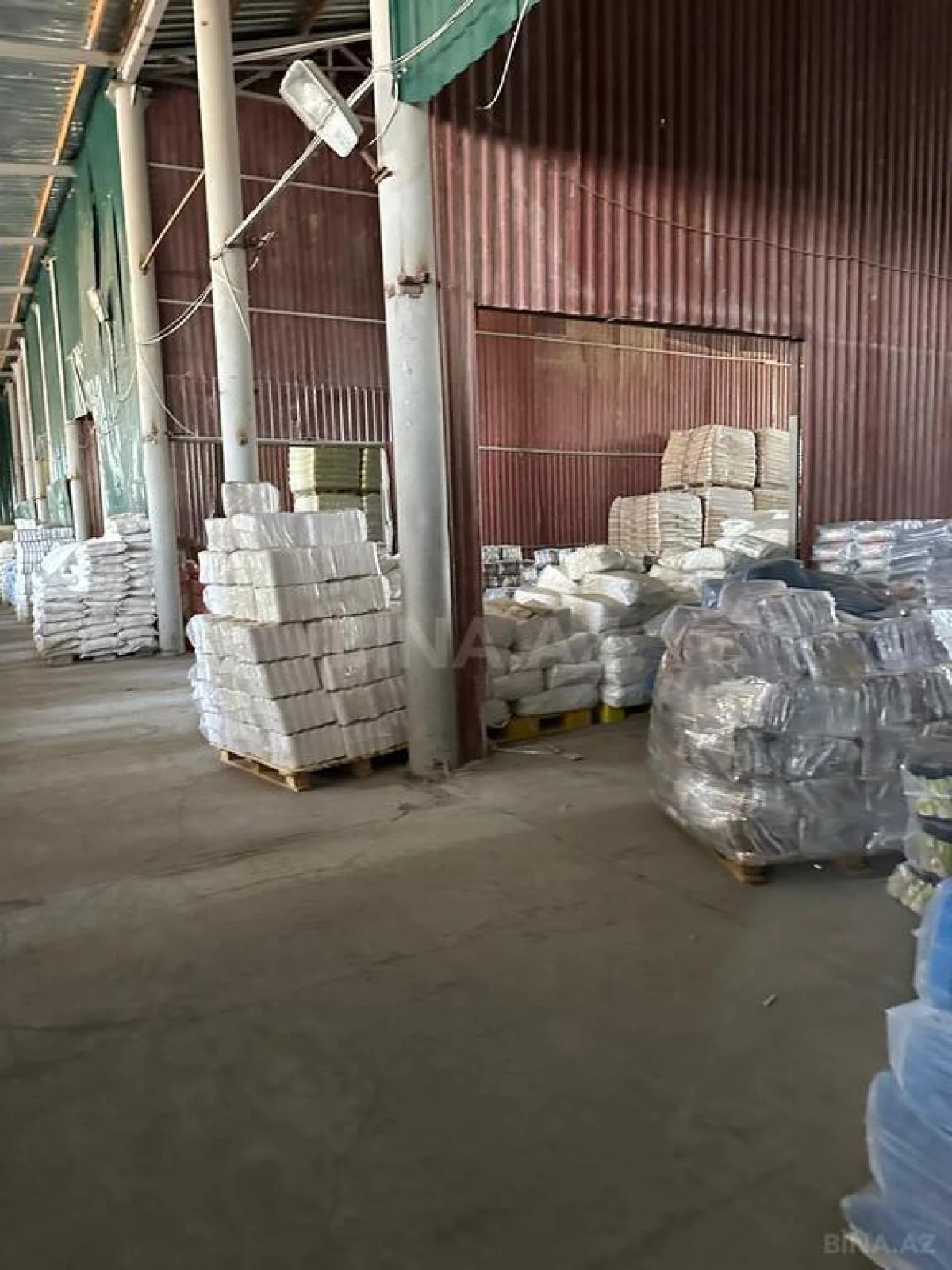 Satılır obyekt 4200 m²