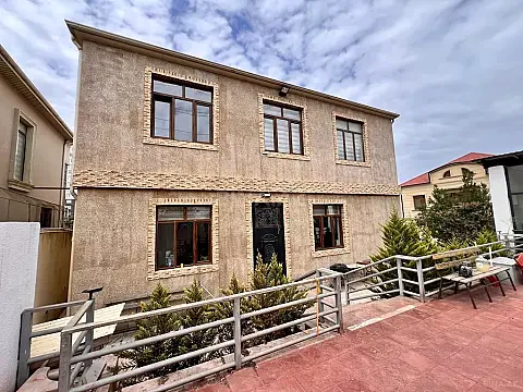 Satılır 7 otaqlı həyət evi 300 m² — Bakı, Badamdar 7 otaq 300.00 m²