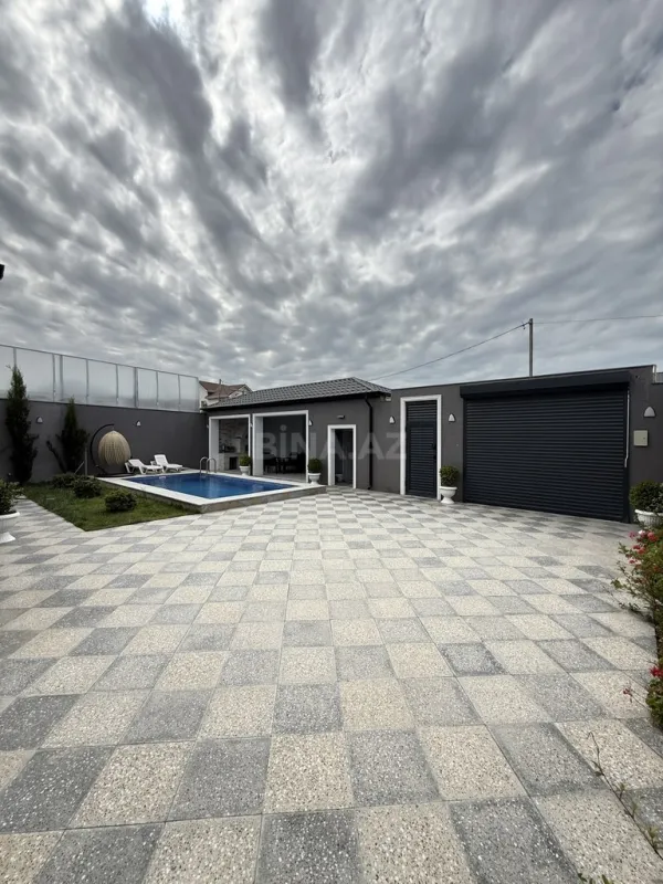 Satılır 4 otaqlı həyət evi 160 m²