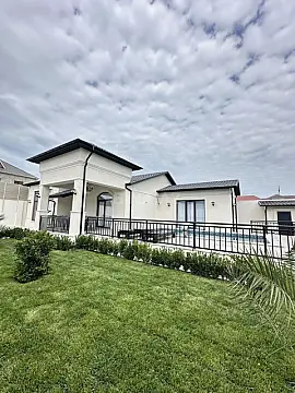 Satılır 4 otaqlı həyət evi 160 m²