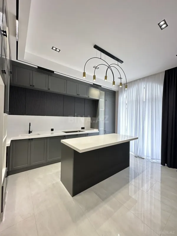 Satılır 4 otaqlı həyət evi 160 m²