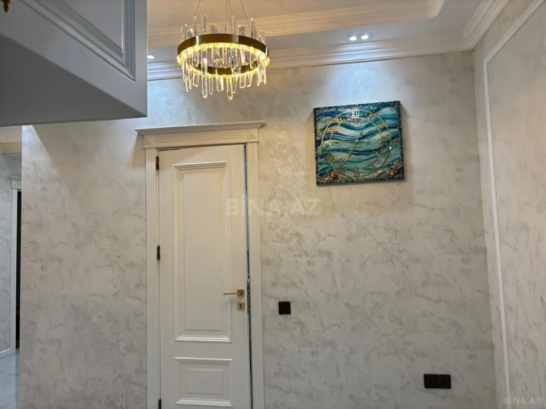 Kirayə verilir 4 otaqlı mənzil 170 m²