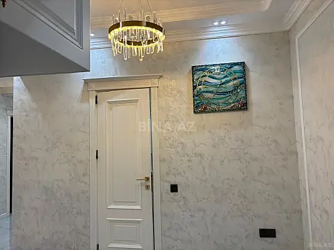 Kirayə verilir 4 otaqlı mənzil 170 m²