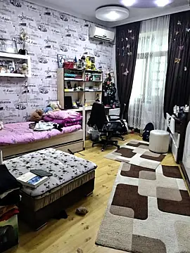 Satılır 2 otaqlı mənzil 72 m²