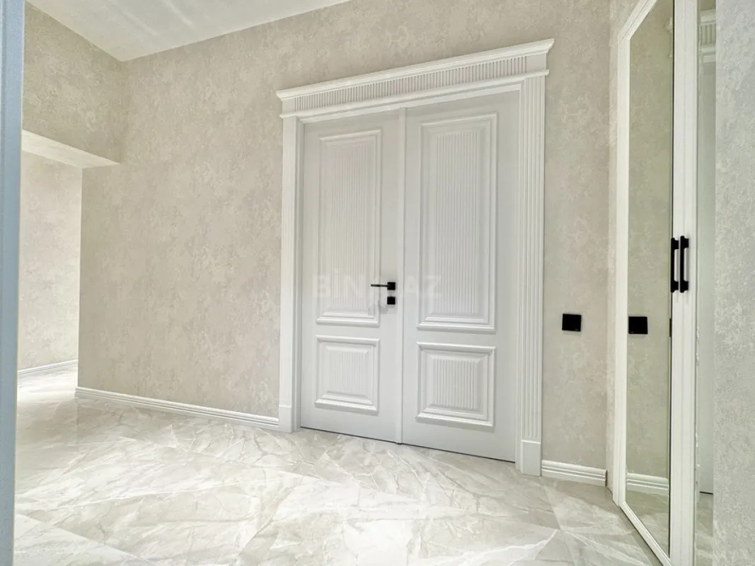 Satılır 3 otaqlı mənzil 120 m²