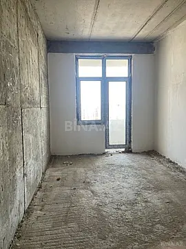 Satılır 3 otaqlı mənzil 147 m²