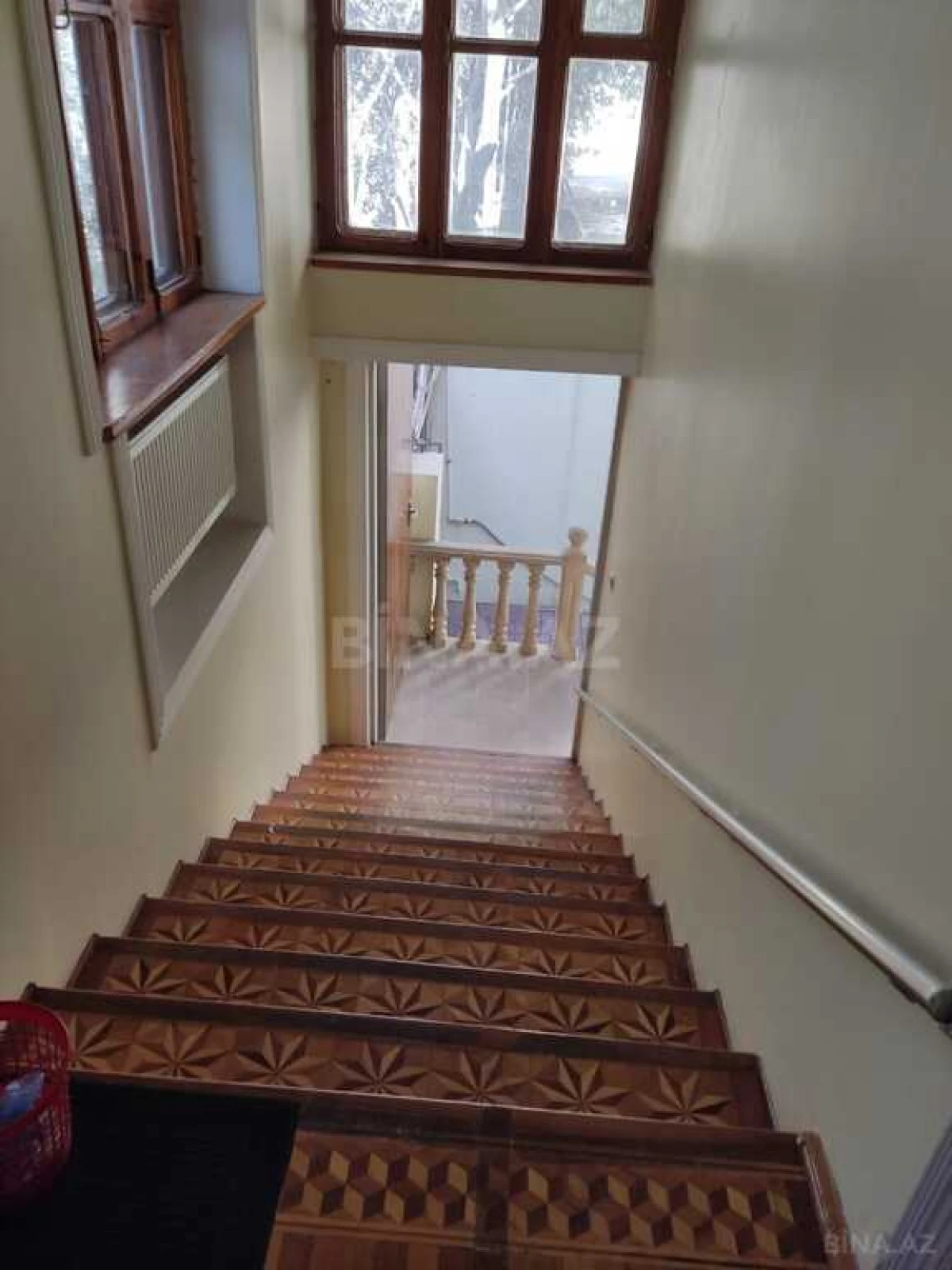 Satılır 7 otaqlı həyət evi 200 m²