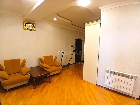 Satılır 3 otaqlı mənzil 124 m²