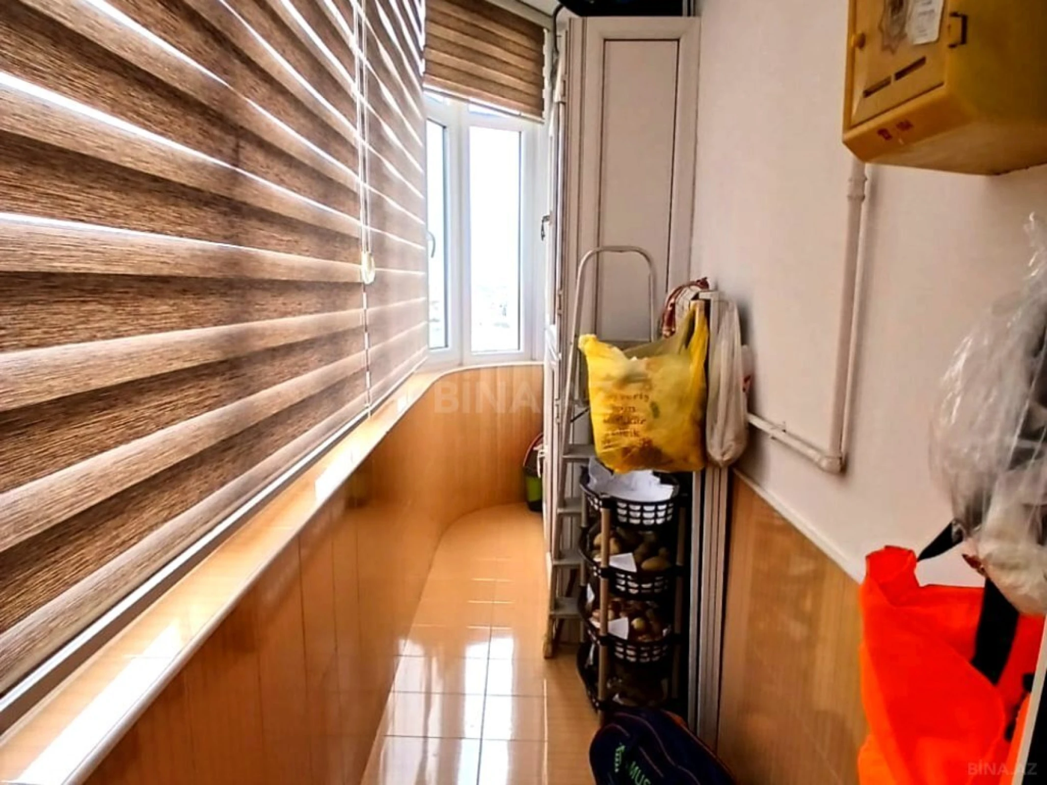 Satılır 3 otaqlı mənzil 124 m²