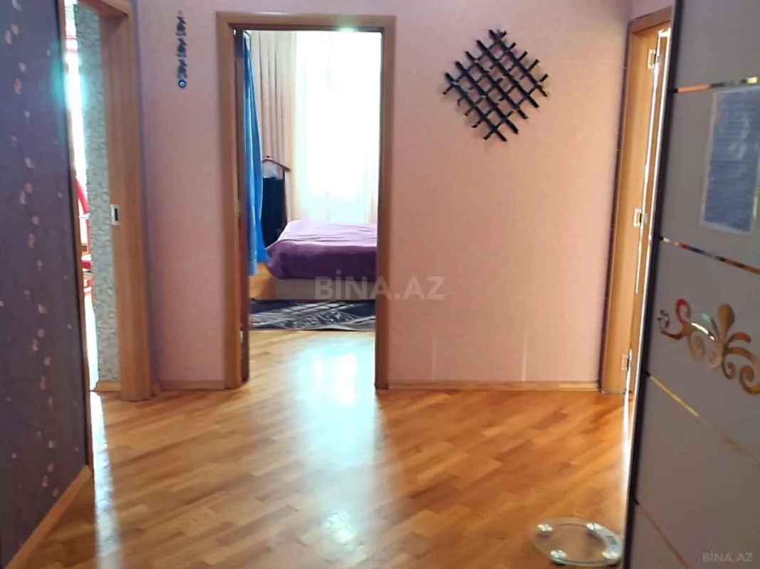 Satılır 3 otaqlı mənzil 95 m²