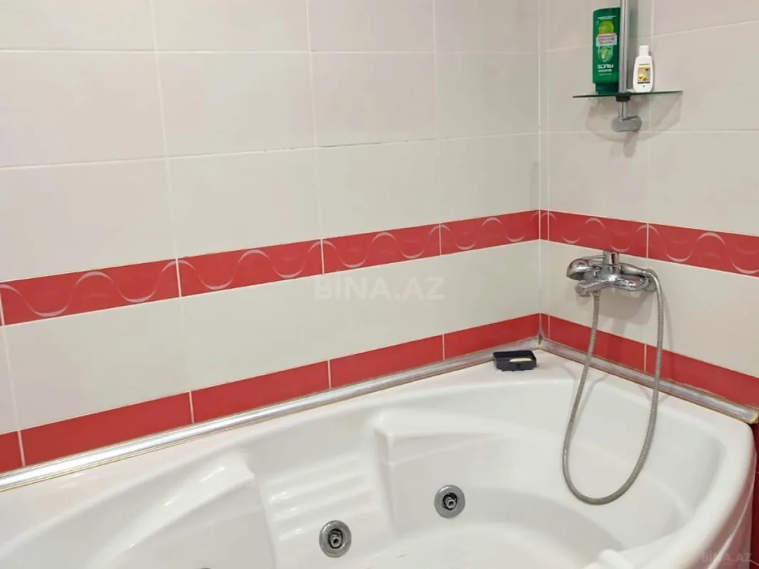 Satılır 3 otaqlı mənzil 95 m²