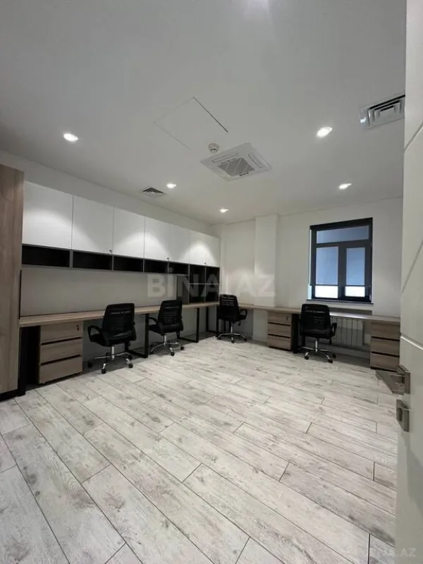 Kirayə verilir 4 otaqlı ofis 120 m²