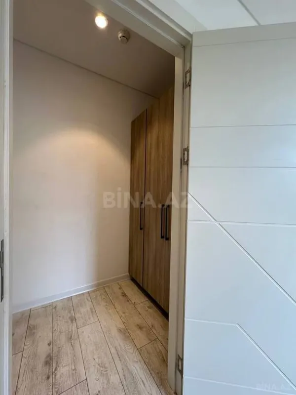 Kirayə verilir 4 otaqlı ofis 120 m²