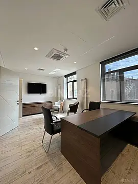 Kirayə verilir 4 otaqlı ofis 120 m²