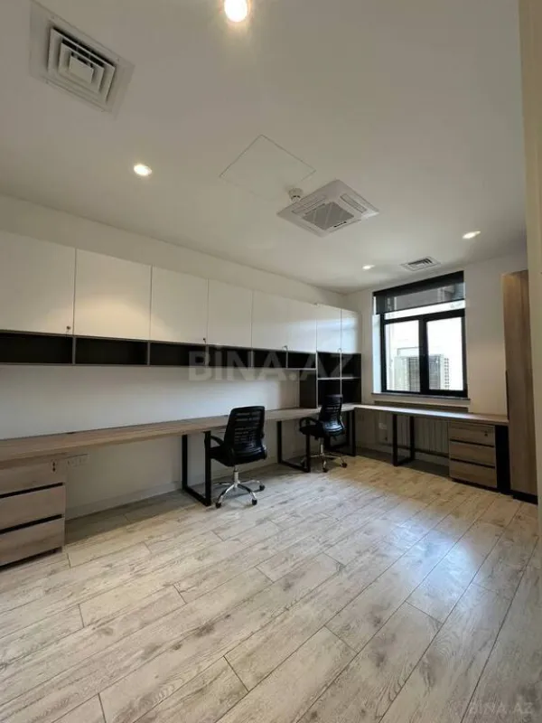 Kirayə verilir 4 otaqlı ofis 120 m²
