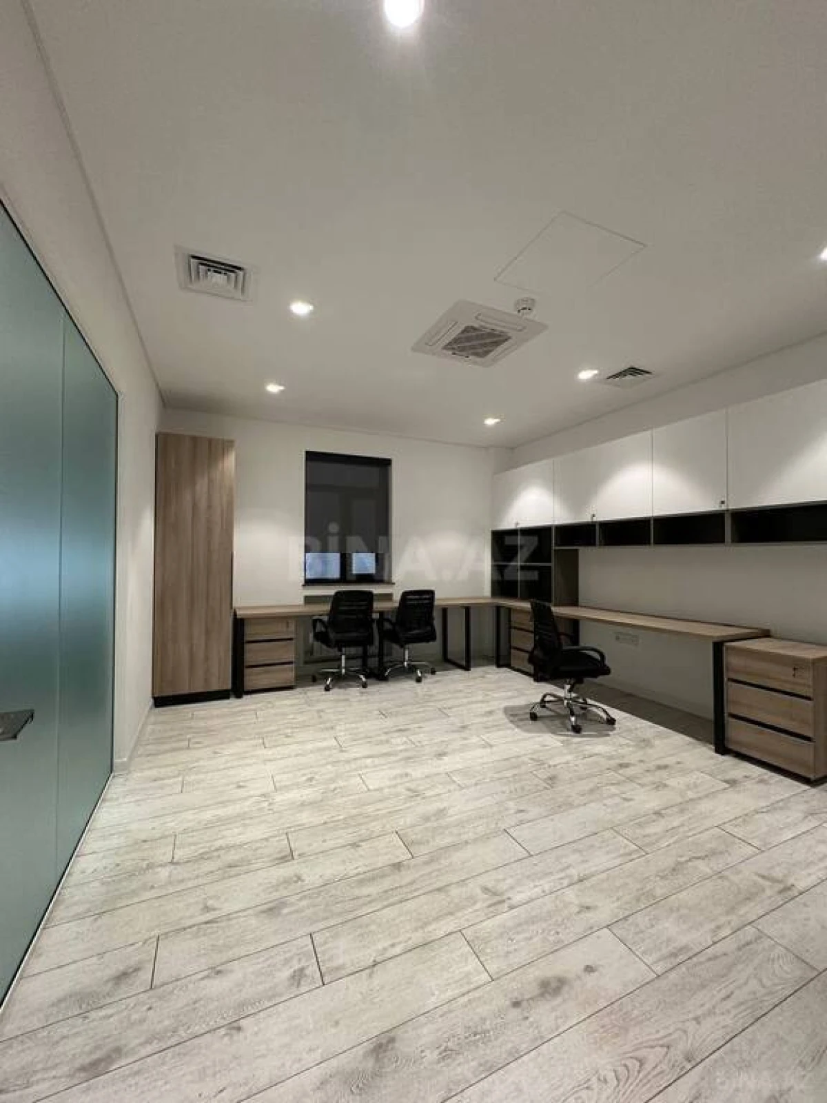 Kirayə verilir 4 otaqlı ofis 120 m²