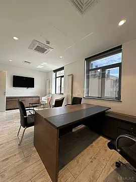Kirayə verilir 4 otaqlı ofis 120 m²