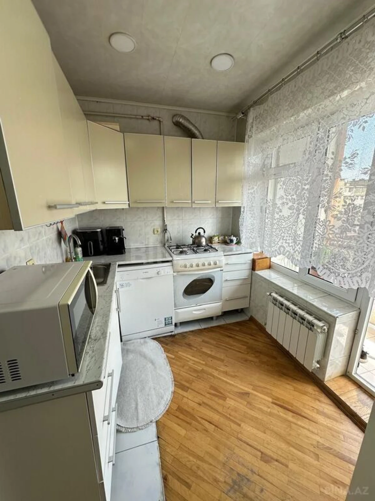 Satılır 2 otaqlı mənzil 65 m²