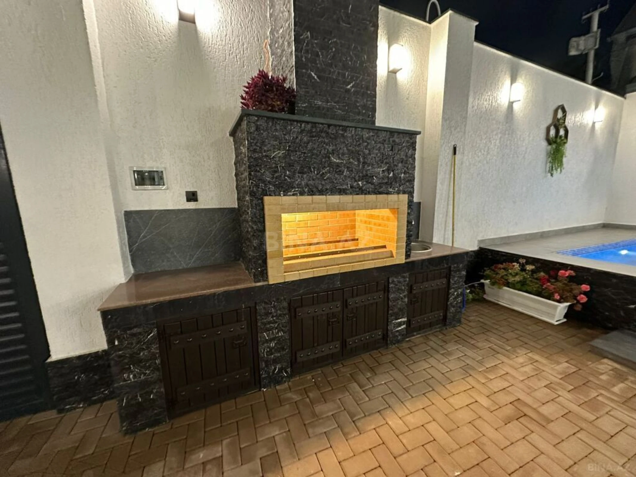 Satılır 4 otaqlı həyət evi 170 m²