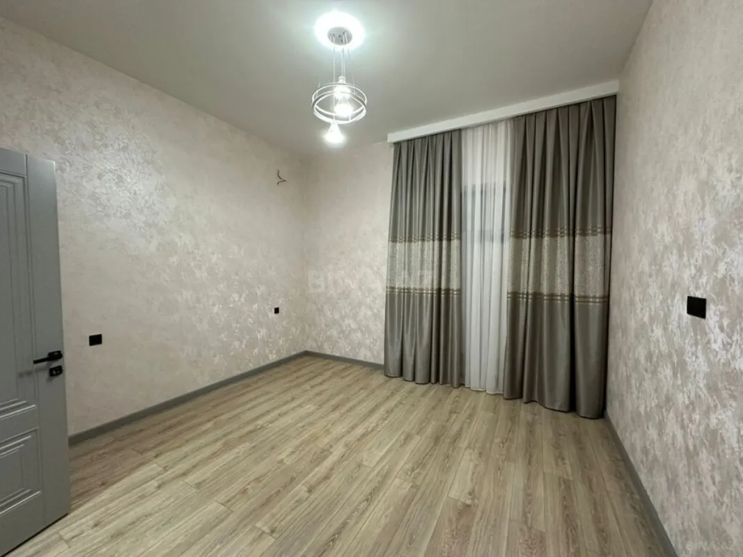 Satılır 4 otaqlı həyət evi 170 m²