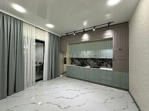 Satılır 4 otaqlı həyət evi 170 m²