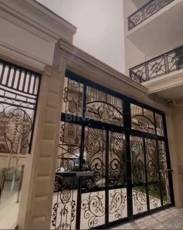 Satılır 3 otaqlı mənzil 82 m²