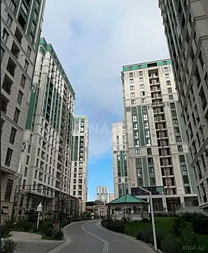 Satılır 3 otaqlı mənzil 82 m²