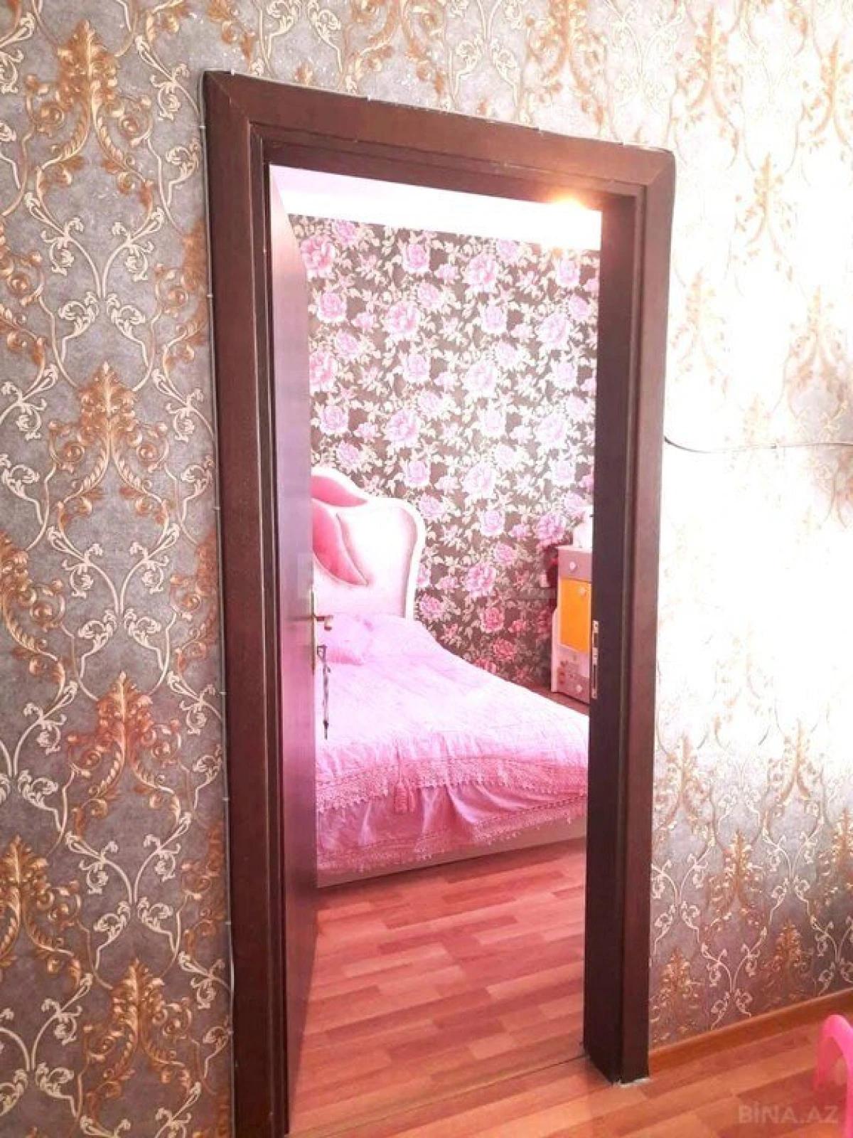 Satılır 3 otaqlı mənzil 82 m²