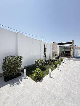 Satılır 4 otaqlı həyət evi 165 m²