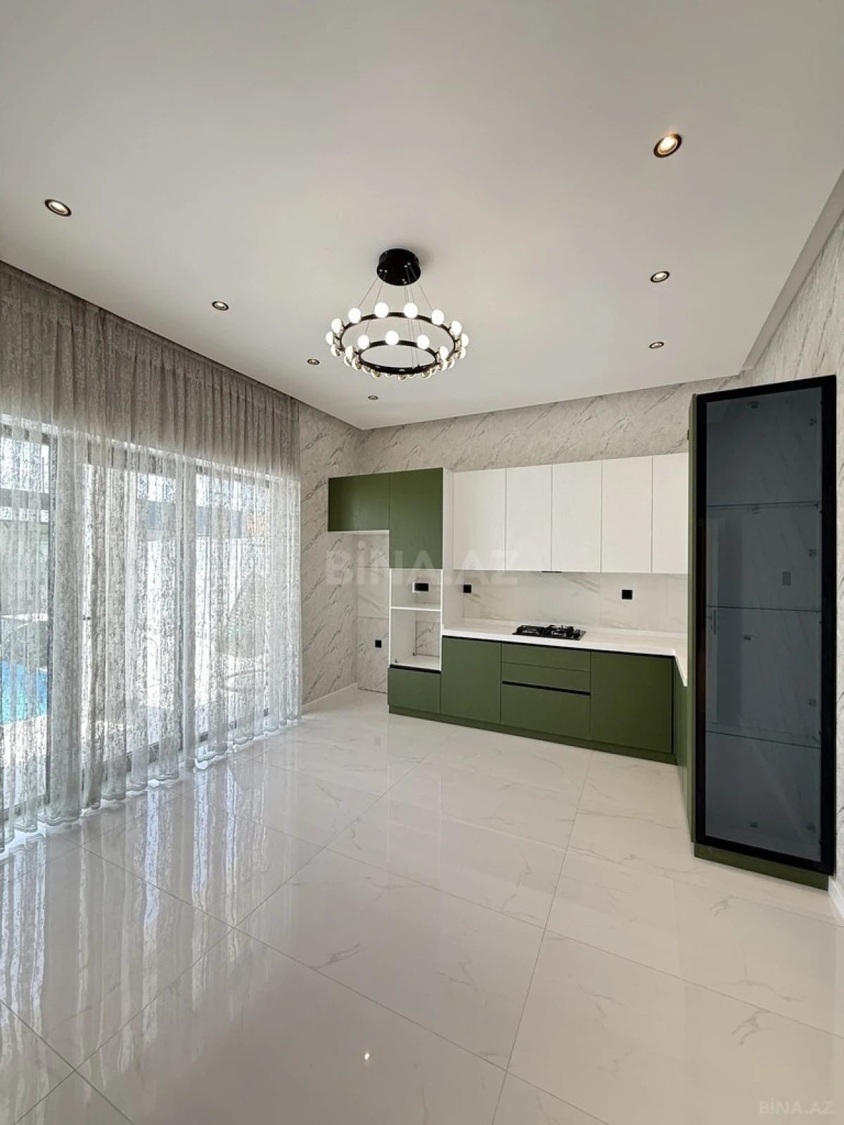 Satılır 4 otaqlı həyət evi 165 m²