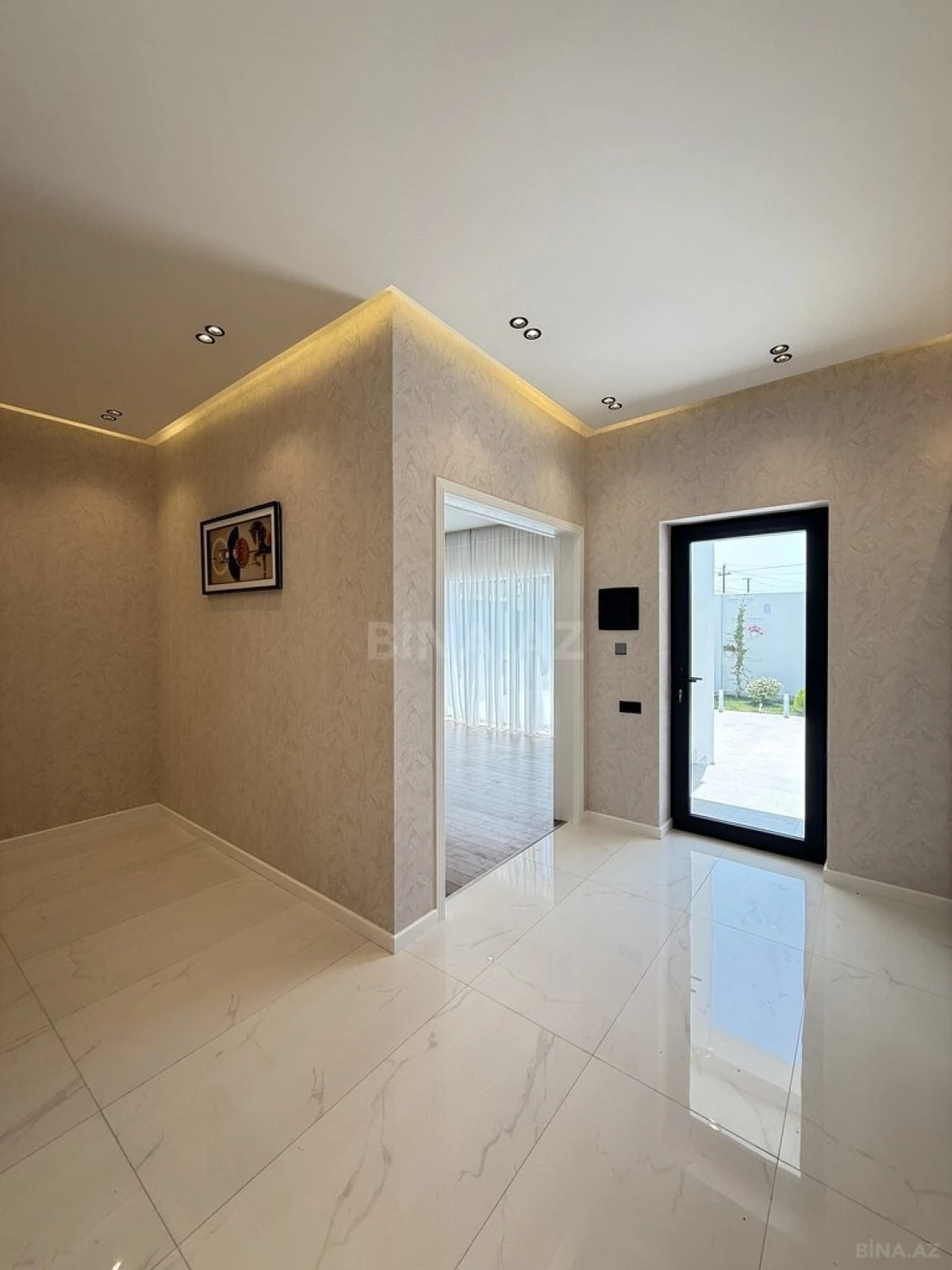 Satılır 4 otaqlı həyət evi 165 m²