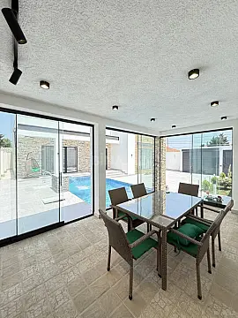 Satılır 4 otaqlı həyət evi 165 m²