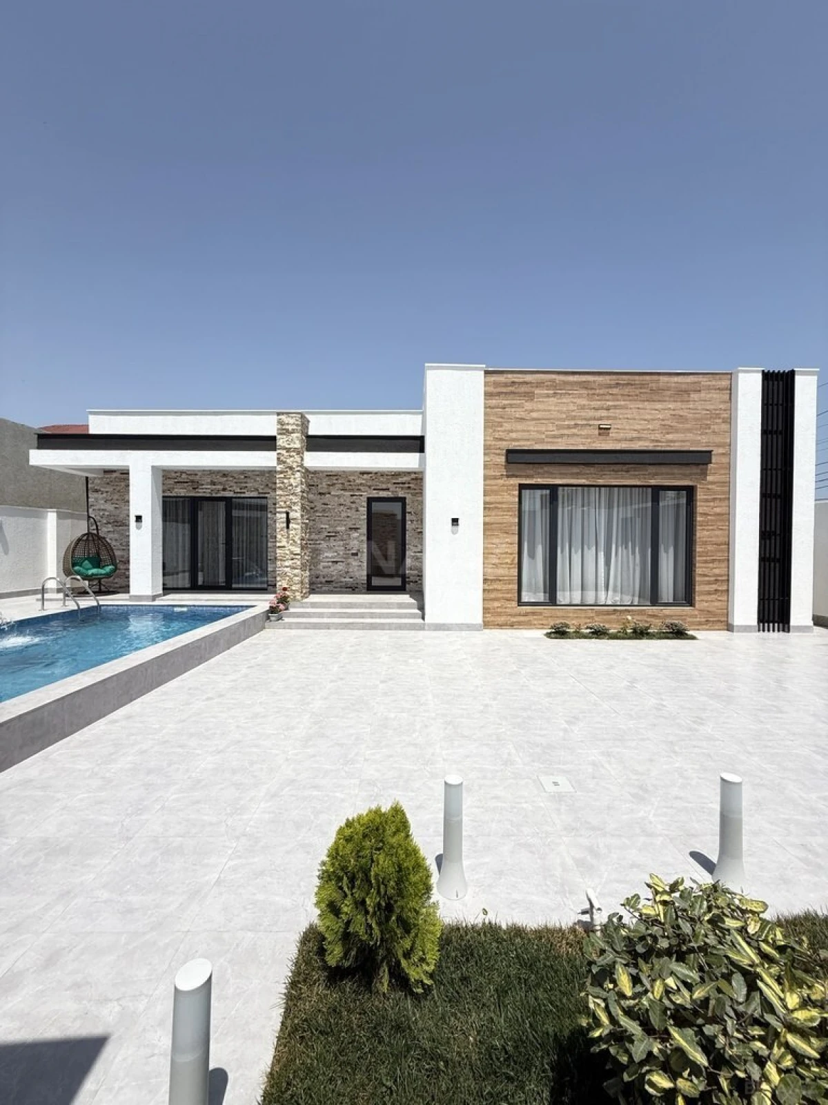Satılır 4 otaqlı həyət evi 165 m²