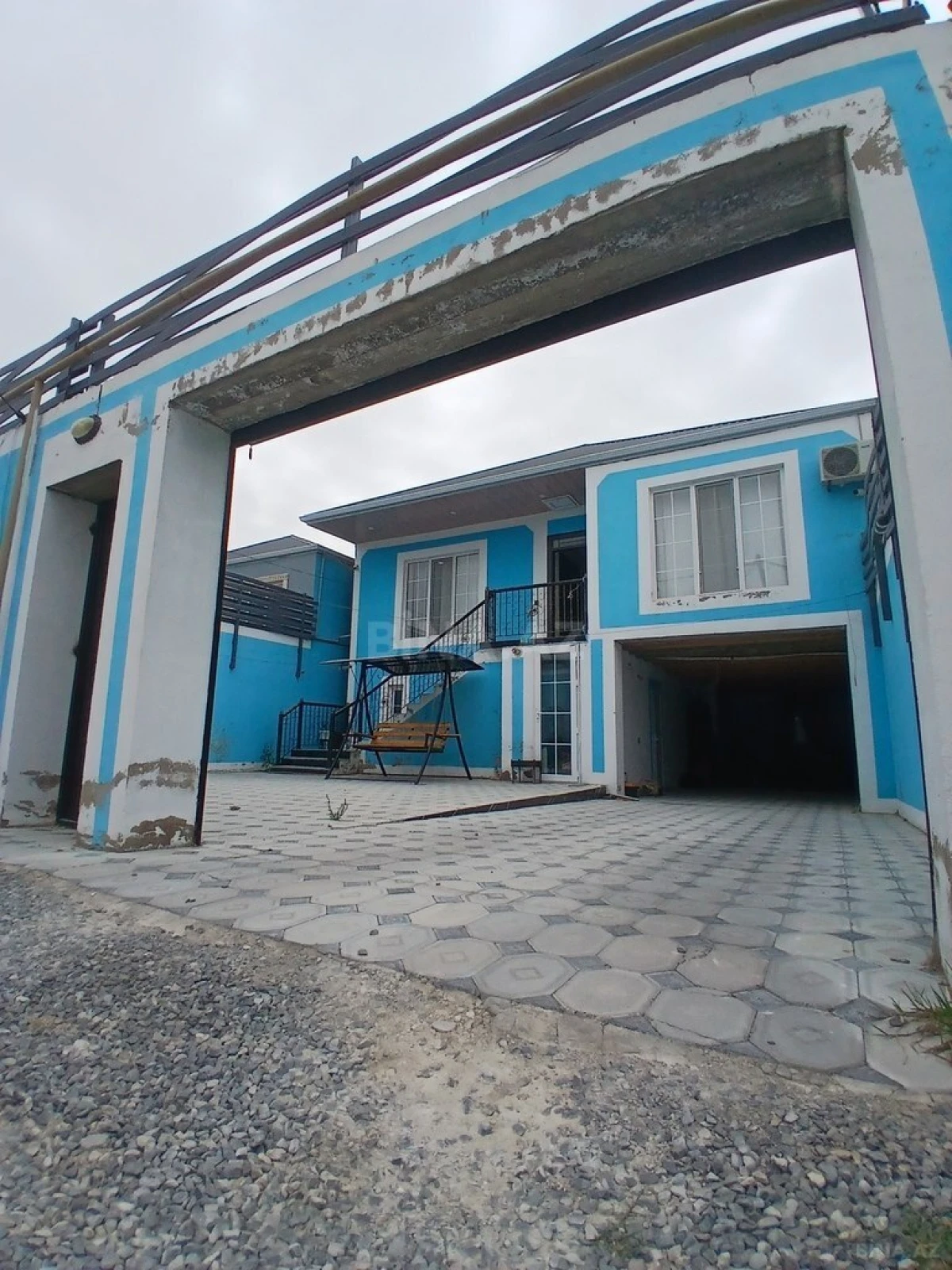 Satılır 4 otaqlı həyət evi 130 m²