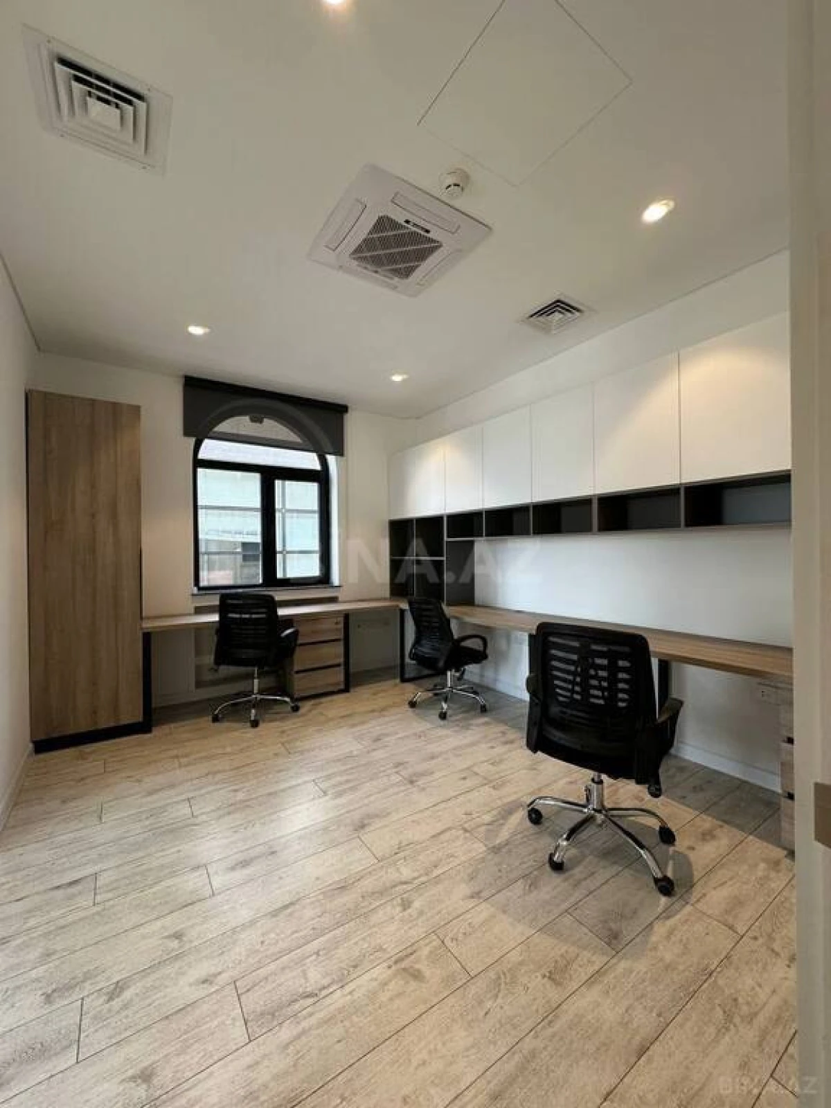 Kirayə verilir 3 otaqlı ofis 85 m²