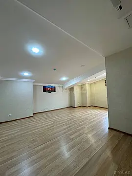Kirayə verilir 4 otaqlı ofis 130 m²