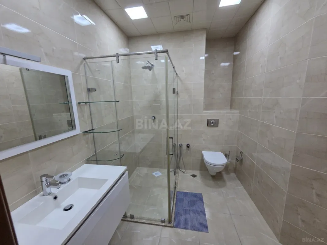 Satılır 3 otaqlı mənzil 160 m²
