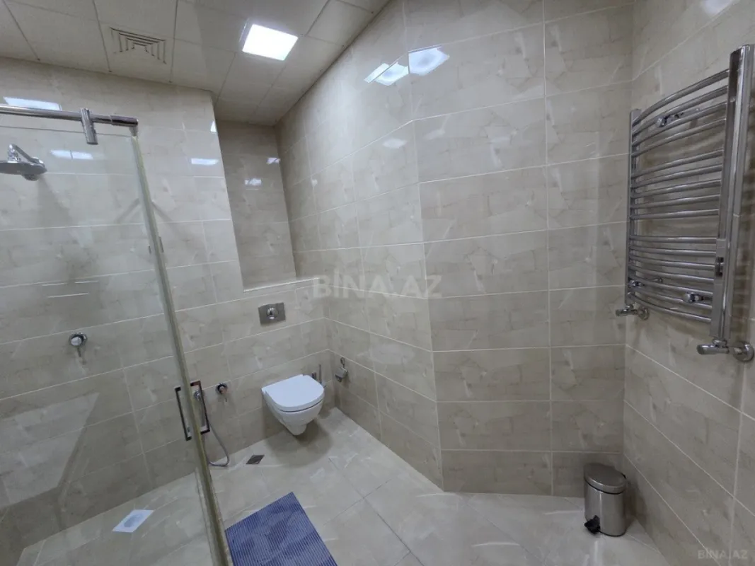 Satılır 3 otaqlı mənzil 160 m²