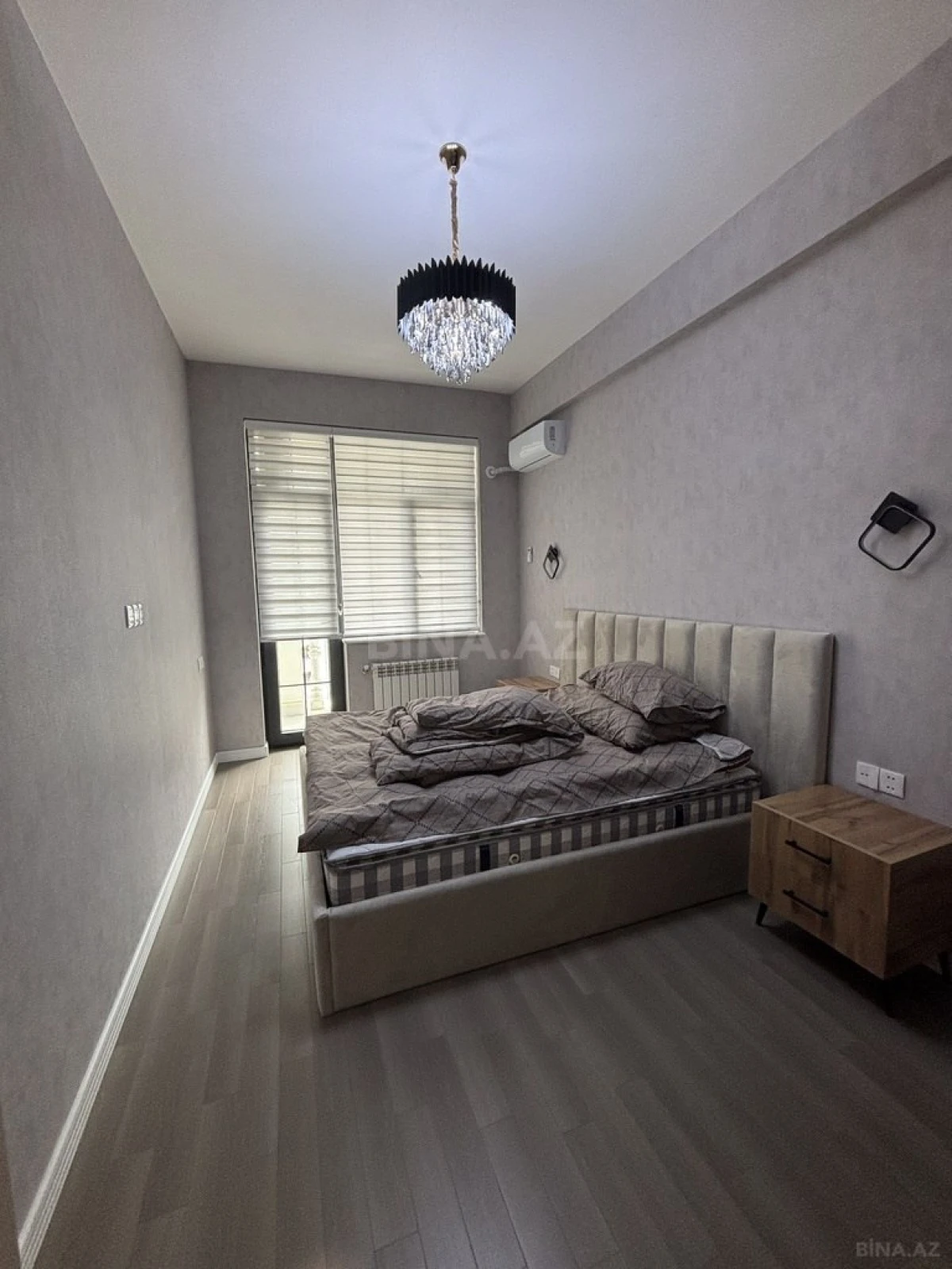Satılır 2 otaqlı mənzil 68 m²