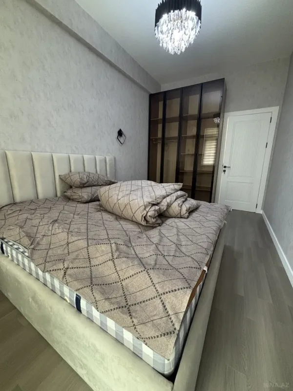 Satılır 2 otaqlı mənzil 68 m²