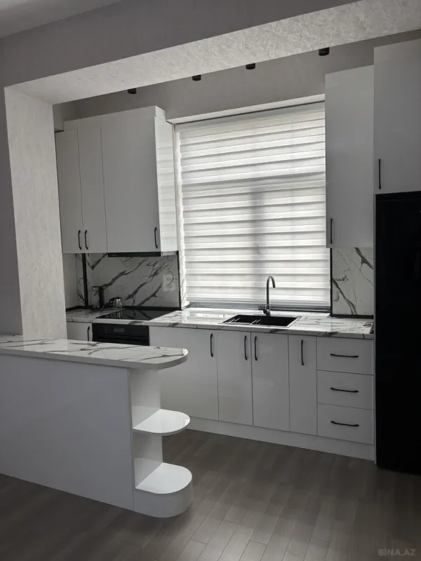 Satılır 2 otaqlı mənzil 68 m²