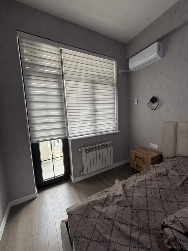 Satılır 2 otaqlı mənzil 68 m²
