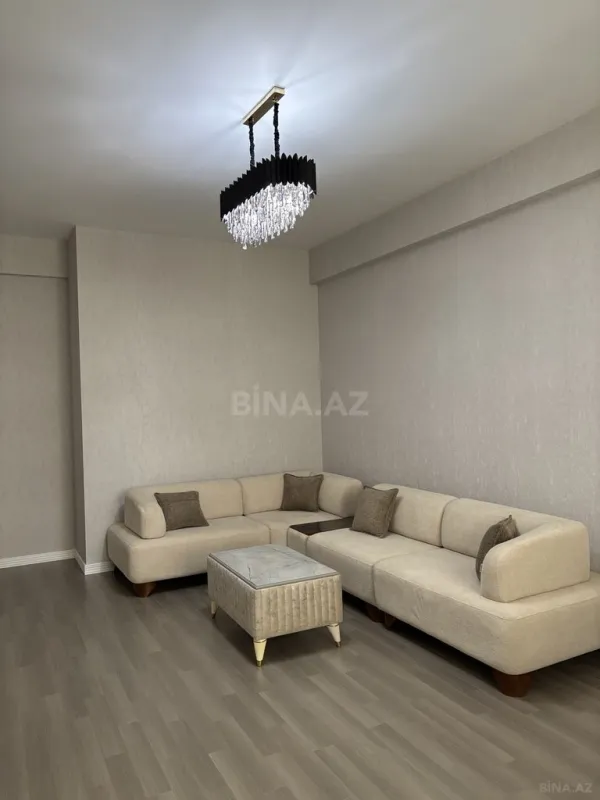 Satılır 2 otaqlı mənzil 68 m²