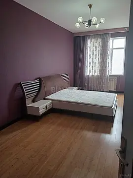 Satılır 3 otaqlı mənzil 140 m²