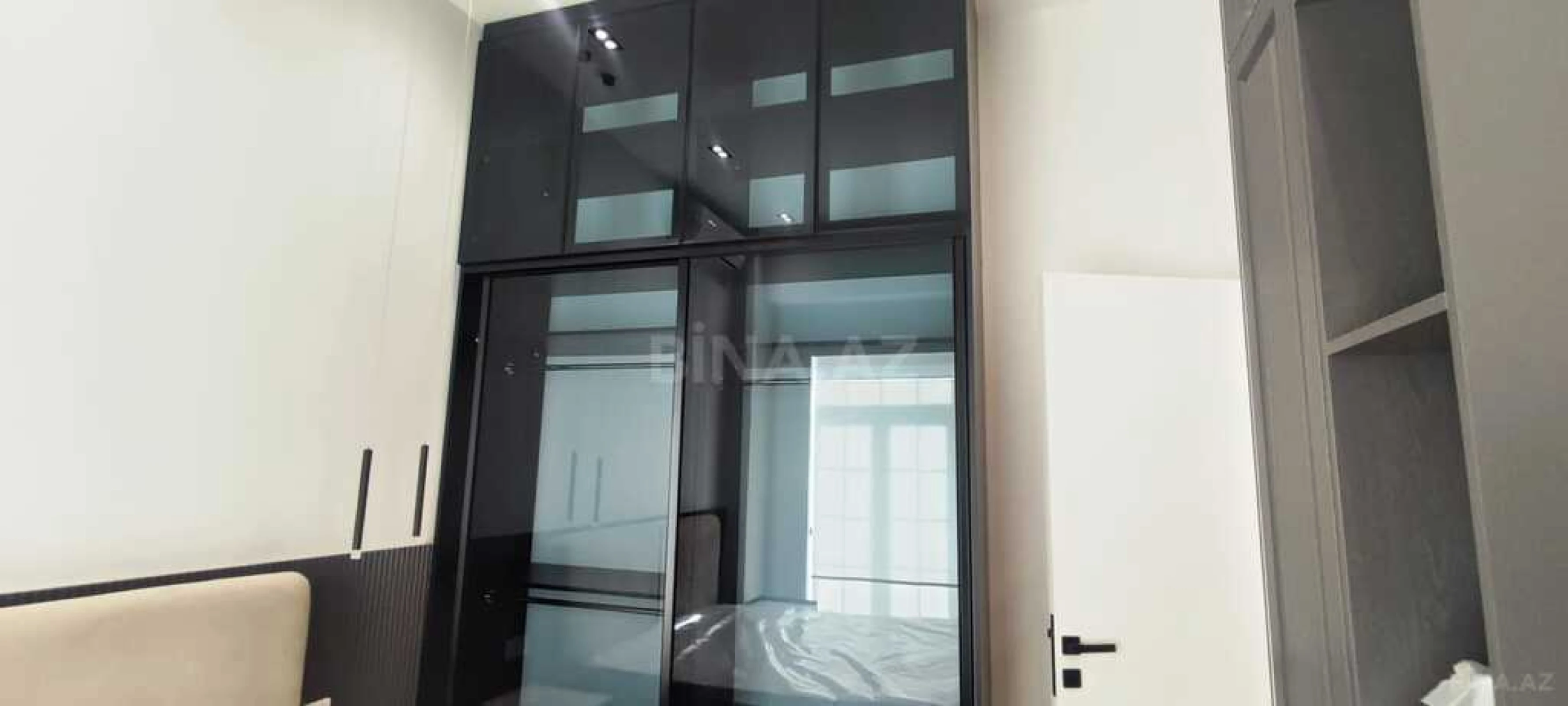 Kirayə verilir 2 otaqlı mənzil 71 m²